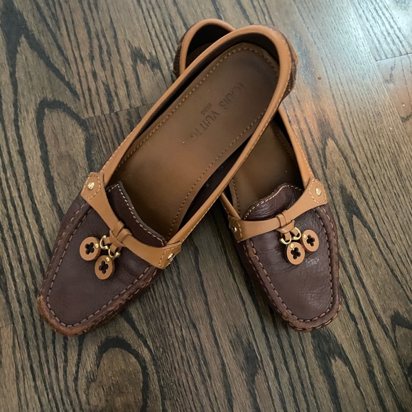 Louis Vuitton Shoes - LOUIS VUITTON | two tone leather loafer| 40